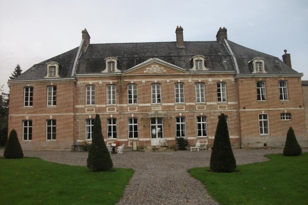 Chateau De Yaucourt Bussus Hotel Exterior foto