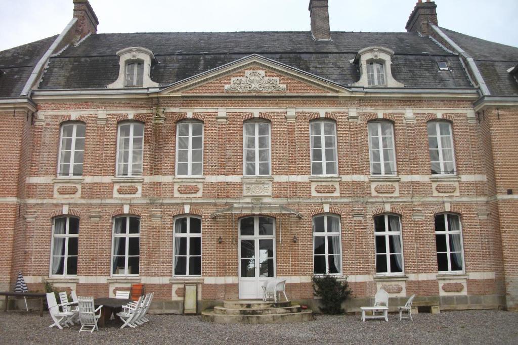 Chateau De Yaucourt Bussus Hotel Exterior foto