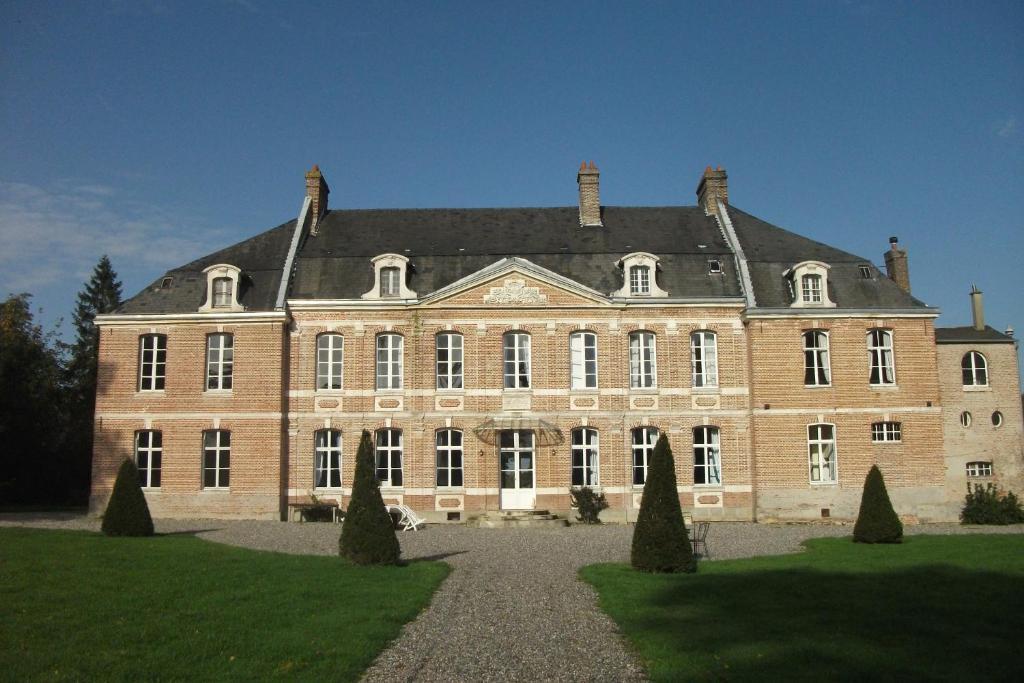 Chateau De Yaucourt Bussus Hotel Exterior foto